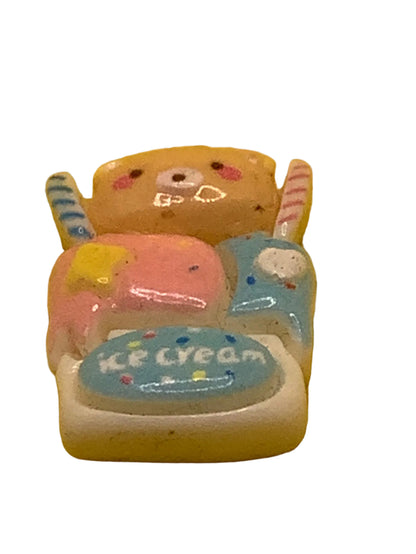 Resin Characters