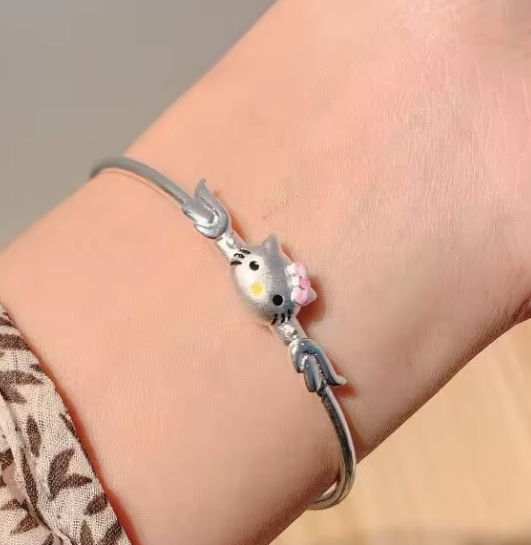 Silver Metal Kitty Bangle